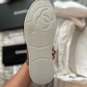 CHANEL Sneakers - Women’s size 35 EU (fits 5 & 5.5US).